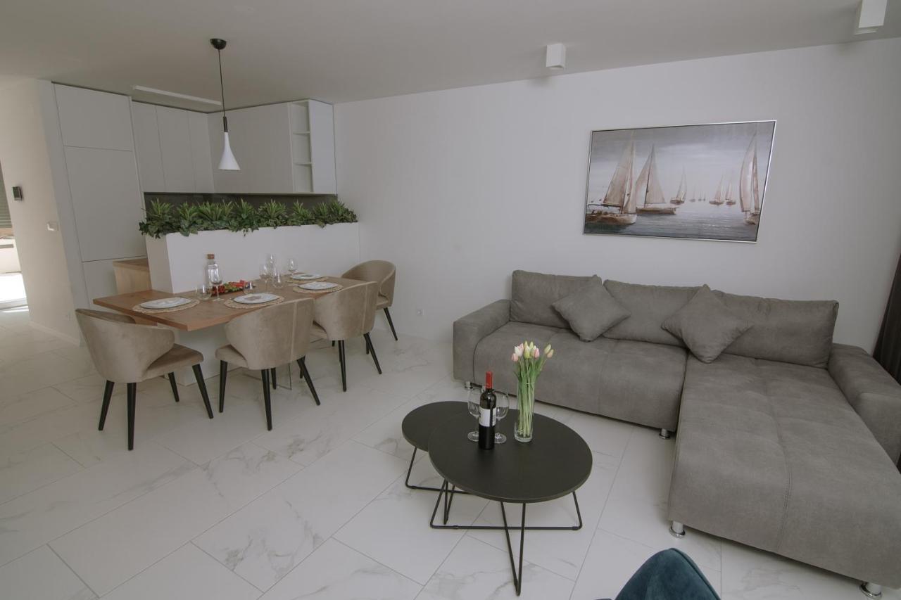 Apartments Adriatic Pearl Trogir Ngoại thất bức ảnh
